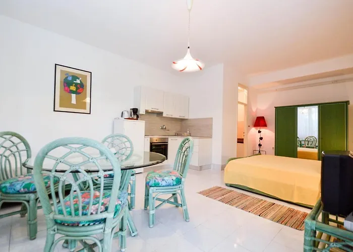 In - Istrien 11100 풀라