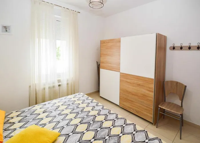 Studio In Pula - Istrien 11100 Apartman
