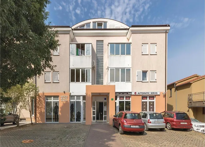 Studio In Pula - Istrien 11100 *