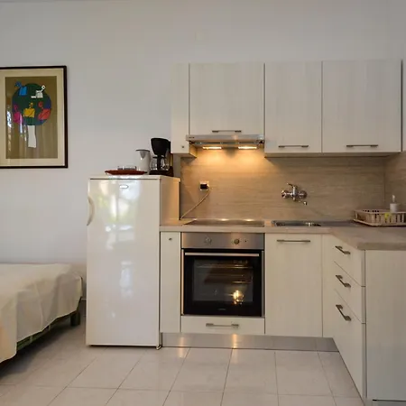 Studio In Pula/Istrien 11100 Apartment *