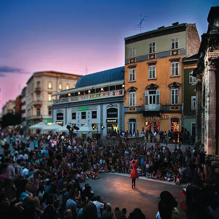 Studio In Pula - Istrien 11100 Apartment *